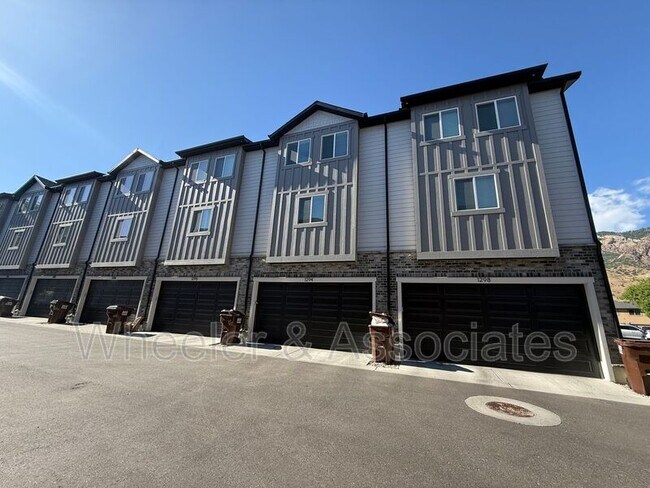 Building Photo - 1294 E 1640 S