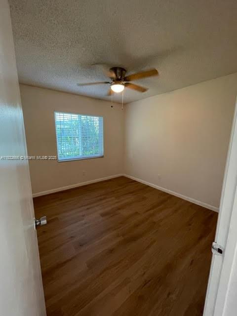 Building Photo - 6802 SW 34th Ct