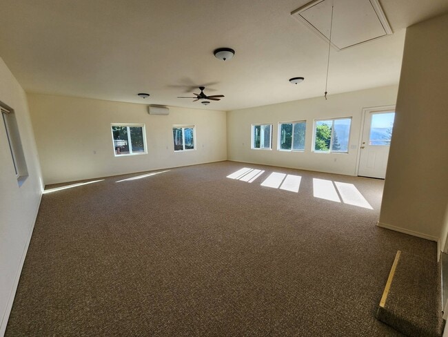Building Photo - 97671 Marina Heights Loop