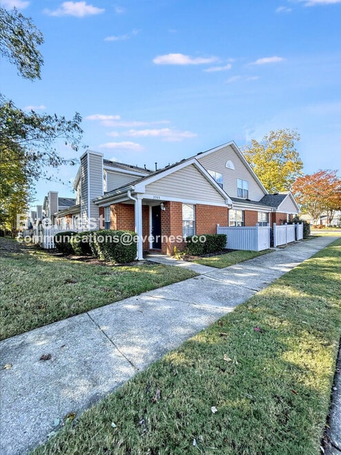 Building Photo - 2703 Westgate Cir