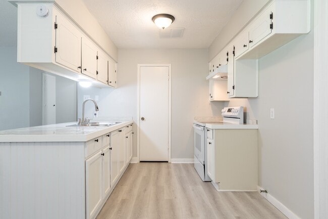 Building Photo - 4903 Redfish Reef Dr