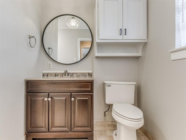 Building Photo - 2609 Brentwood Dr