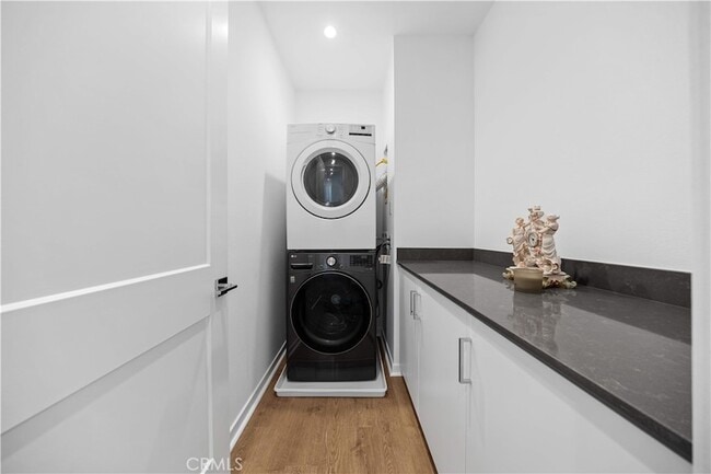 Building Photo - 119 Jessup Wy