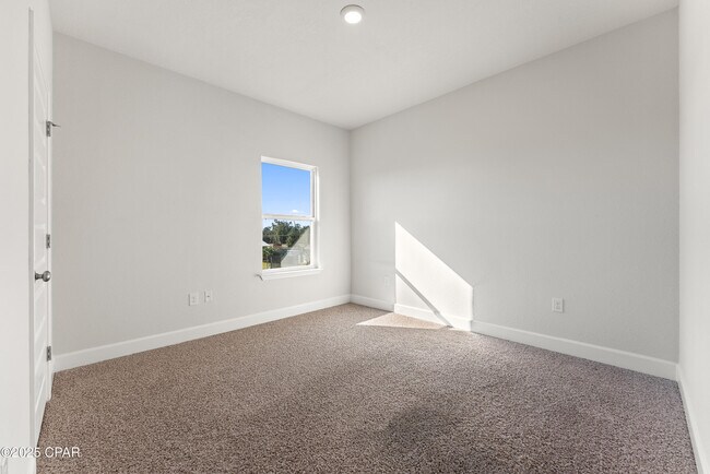 Building Photo - 3000 Rachel Pl