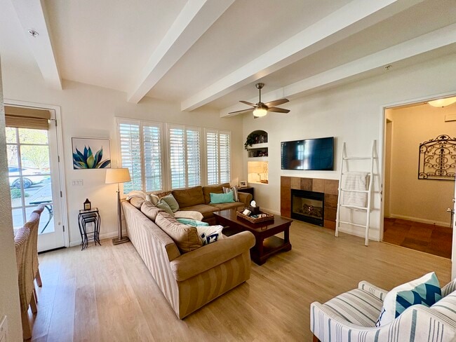 Building Photo - 77777 Tradition Dr