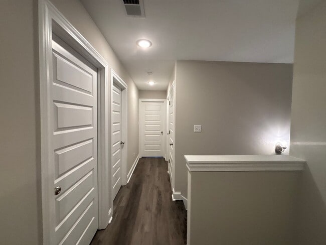 Building Photo - 9691 Jackson Run Ln