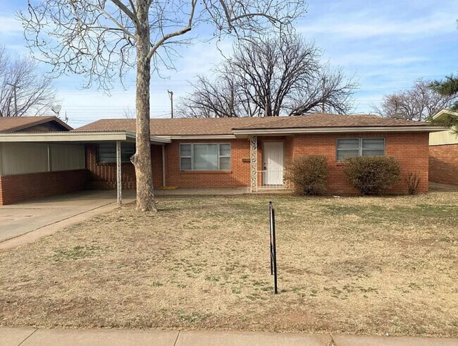Primary Photo - 4908 43rd St