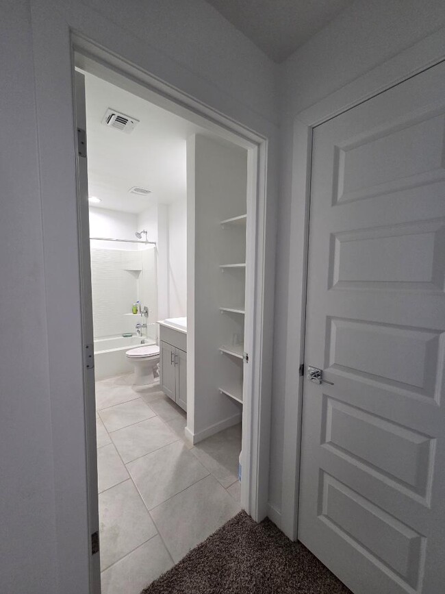 Building Photo - 12774 E Joffroy Dr