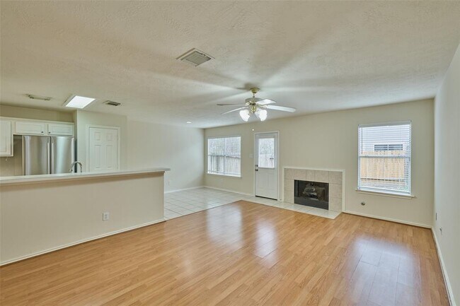 Building Photo - 298 Sentry Maple Pl