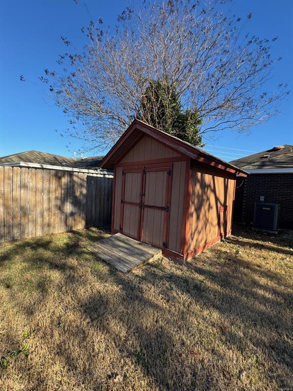 Building Photo - 6897 Brownwood Ln