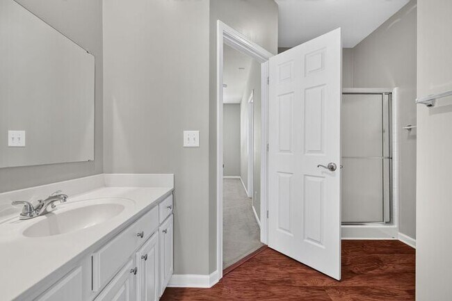 Building Photo - Unique Centennial Townhome
