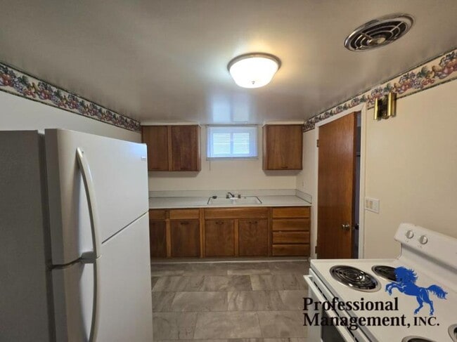 Building Photo - 2 bedroom in Billings MT 59102