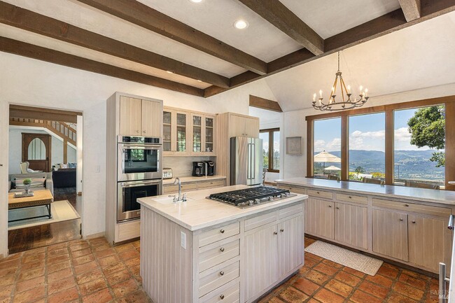 Building Photo - 865 Bell Canyon Rd