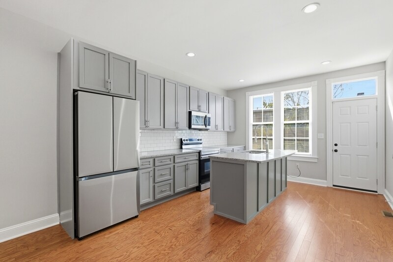 Building Photo - 2215 E Biddle St