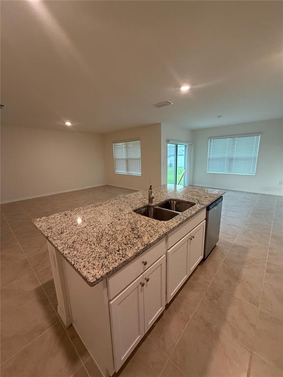Building Photo - 2109 Doe Run Dr