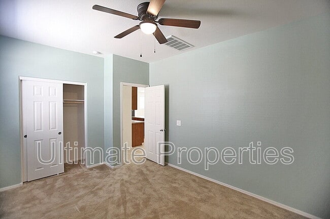 Building Photo - 11538 W Redfield Rd