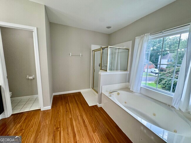Building Photo - 1770 Highland Oaks Way NE