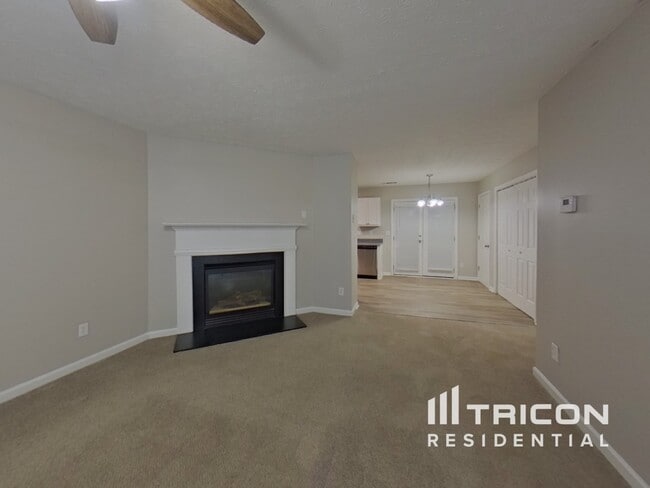 Building Photo - 38 Springbottom Dr SE