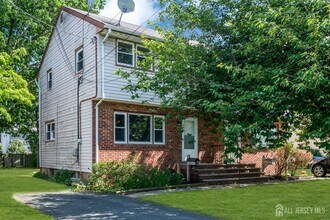 Building Photo - 368-70-370 Voorhees Ave