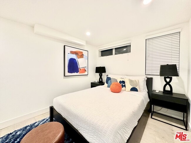 Building Photo - 822 Pacific Ave