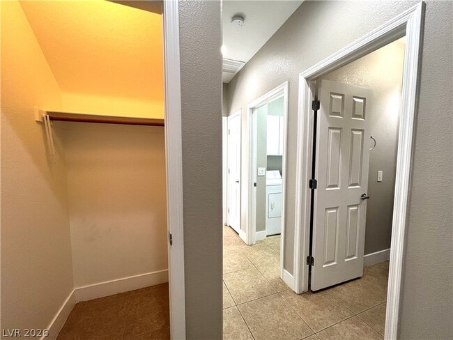 Building Photo - 12037 Contorno Vista Ct