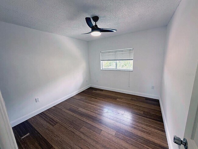 Building Photo - 114 Danielle Ct