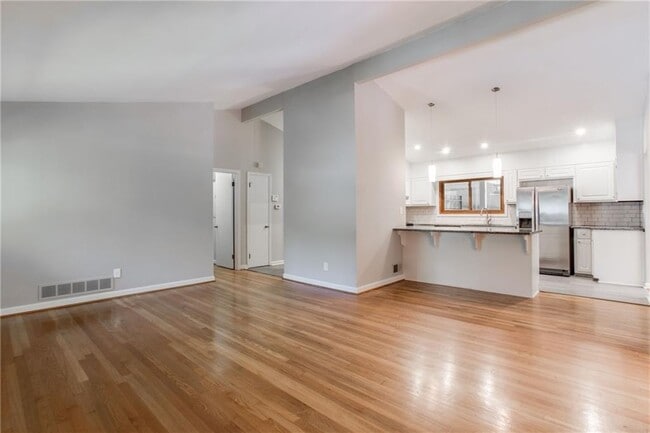 Building Photo - 1863 Merrimac Ct NE