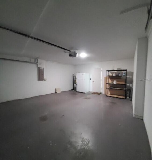 Building Photo - 1501 Rincon Dr