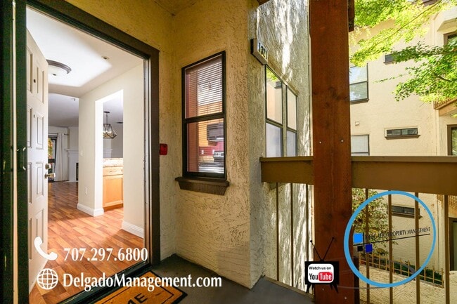 Building Photo - 1321 S Villa Way