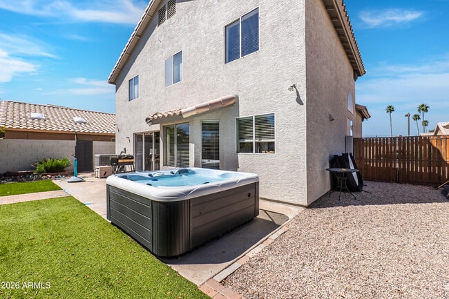 Building Photo - 1741 S Clearview Ave