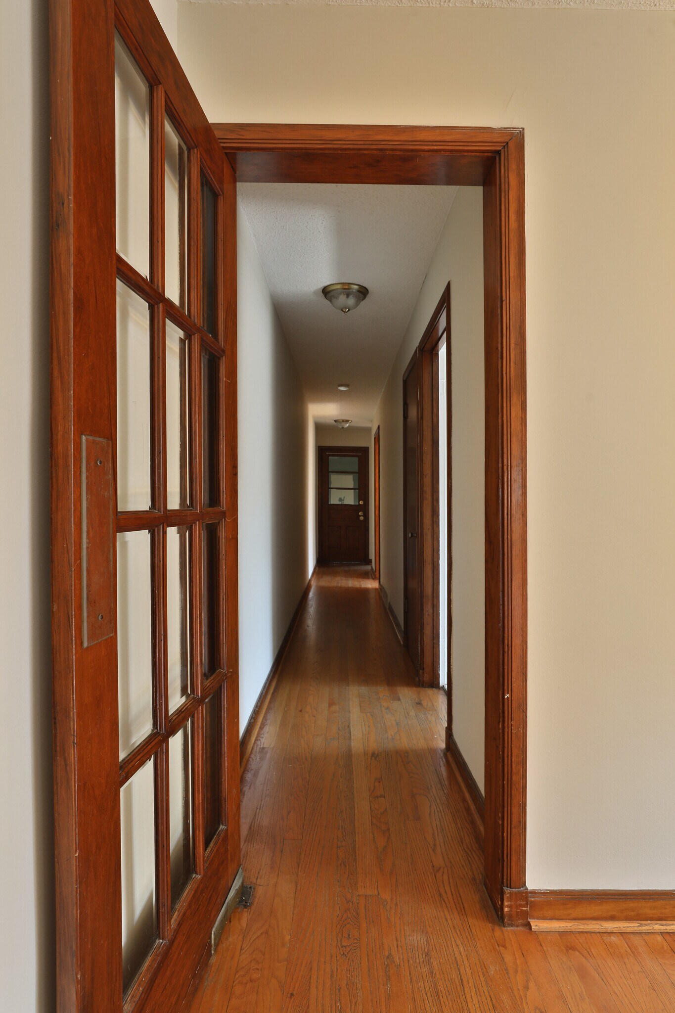 Building Photo - 3248 Indianola Ave