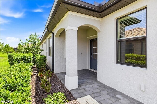Building Photo - 14050 Pine Lodge Ln