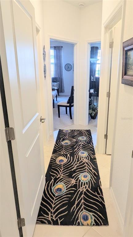 Building Photo - 5639 N Honore Ave