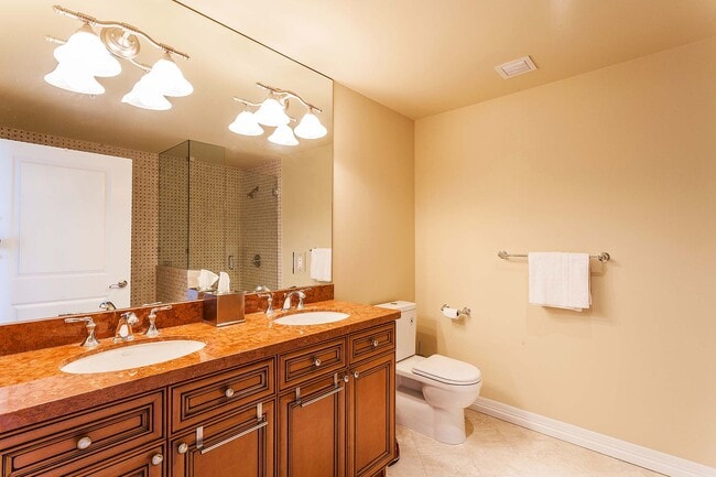 Building Photo - 2990 E 17th Ave