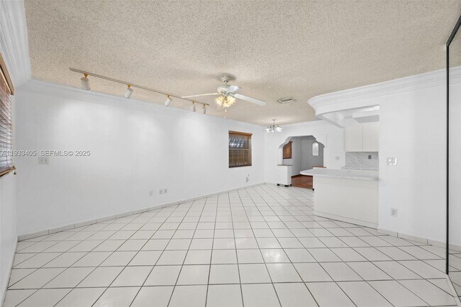 Building Photo - 11620 SW 179th Terrace