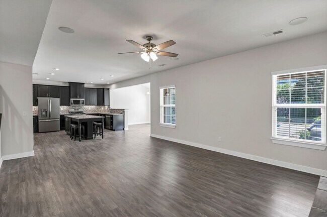 Building Photo - 217 Golden Fluke Dr