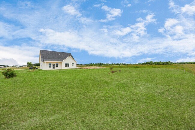 Building Photo - 11141 Rd 5503