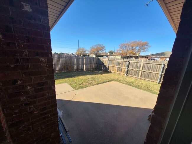 Building Photo - 809 N Evanston Ave