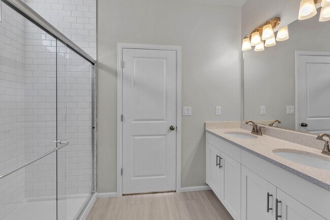 Building Photo - 17996 W Sand Hls Dr