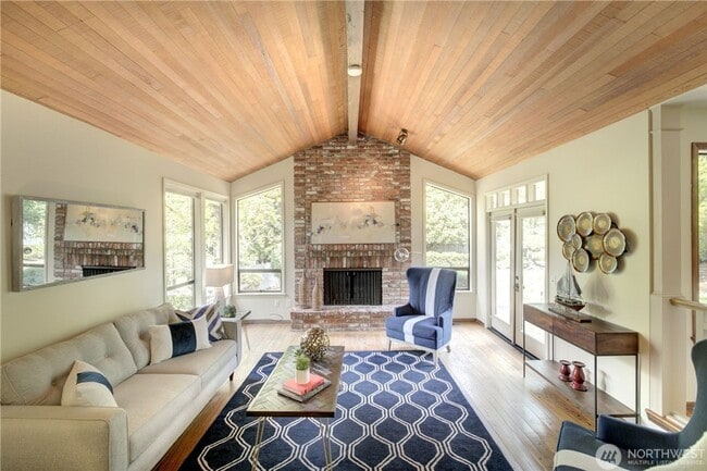 Building Photo - RARE Find House for Rent in Yarrow Point!