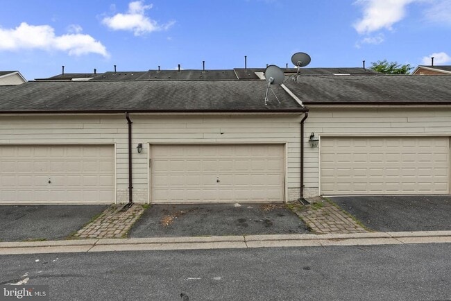 Building Photo - 3846 Sugarloaf Pkwy