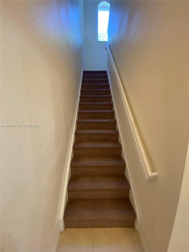 Building Photo - 1978 SE 23rd Terrace