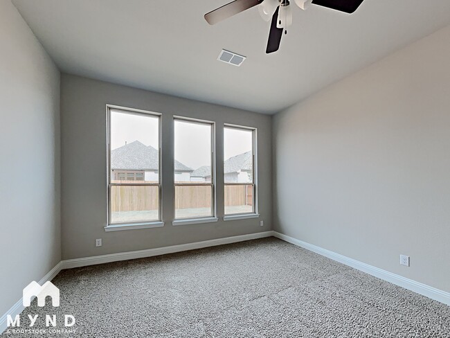 Building Photo - 14844 Gentry Dr