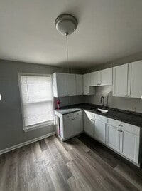 Building Photo - 200 Prospect St