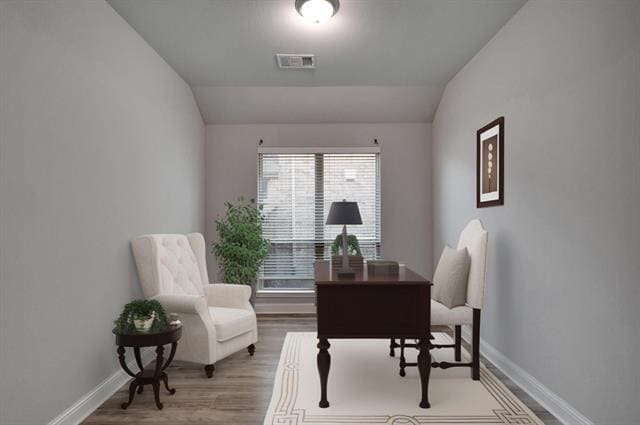 Building Photo - 2020 Overton Park Dr