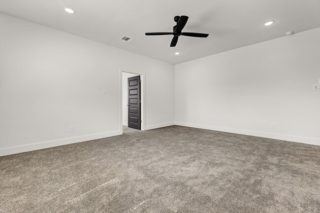 Building Photo - 4134 Jeanne Dr