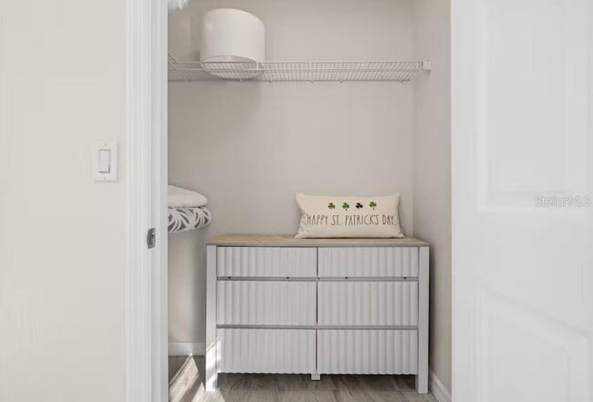 Building Photo - 2715 Lee St