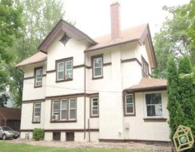 Building Photo - 1632 Jefferson St