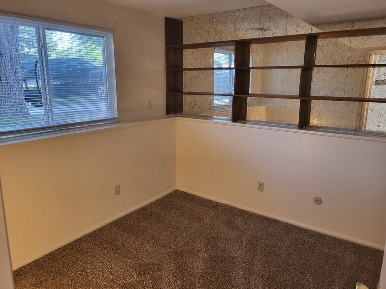 Building Photo - 10594 W 106th Way