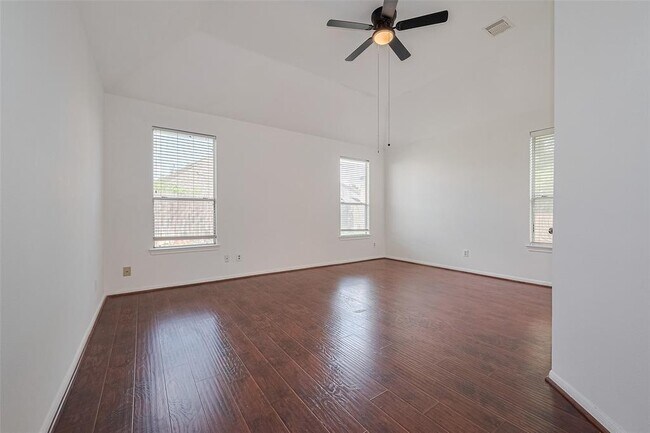 Building Photo - 15603 Mustang Island Dr